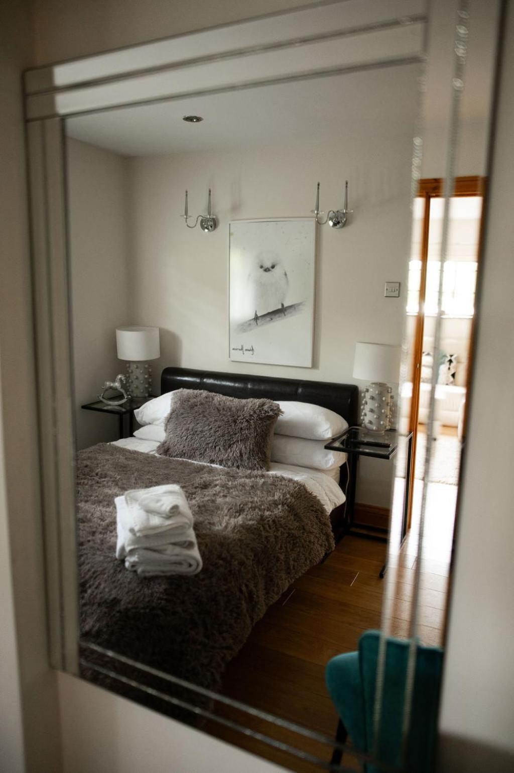 The Anchorage & The Tackleshed Hotel Llancarfan Room photo