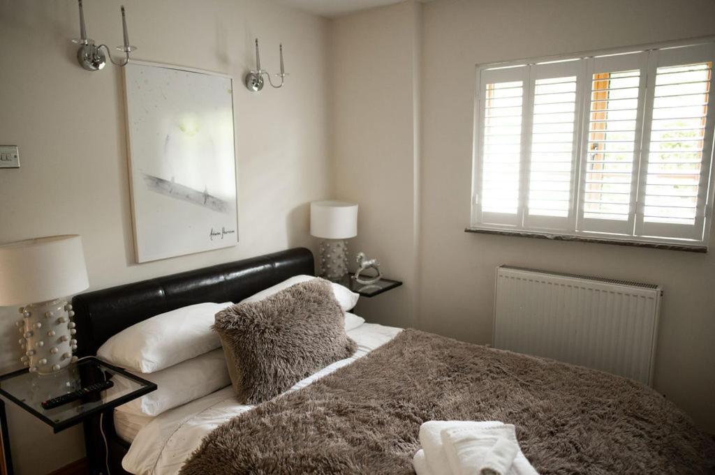 The Anchorage & The Tackleshed Hotel Llancarfan Room photo